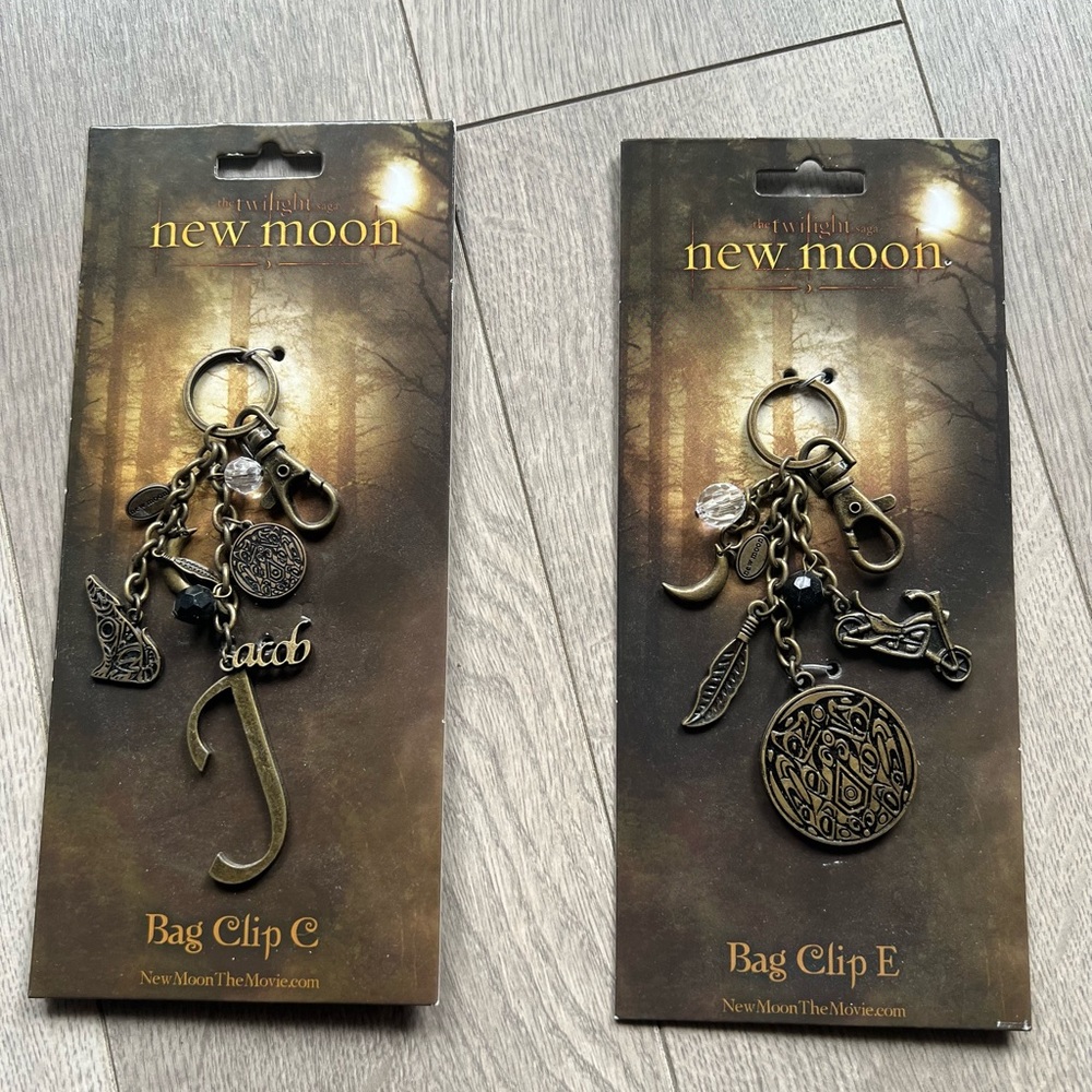 The Twilight Saga: New Moon Keyring/Bag Clips Combo